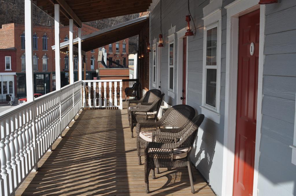 Hotel Backwoods Bed And Bath McGregor Exterior foto